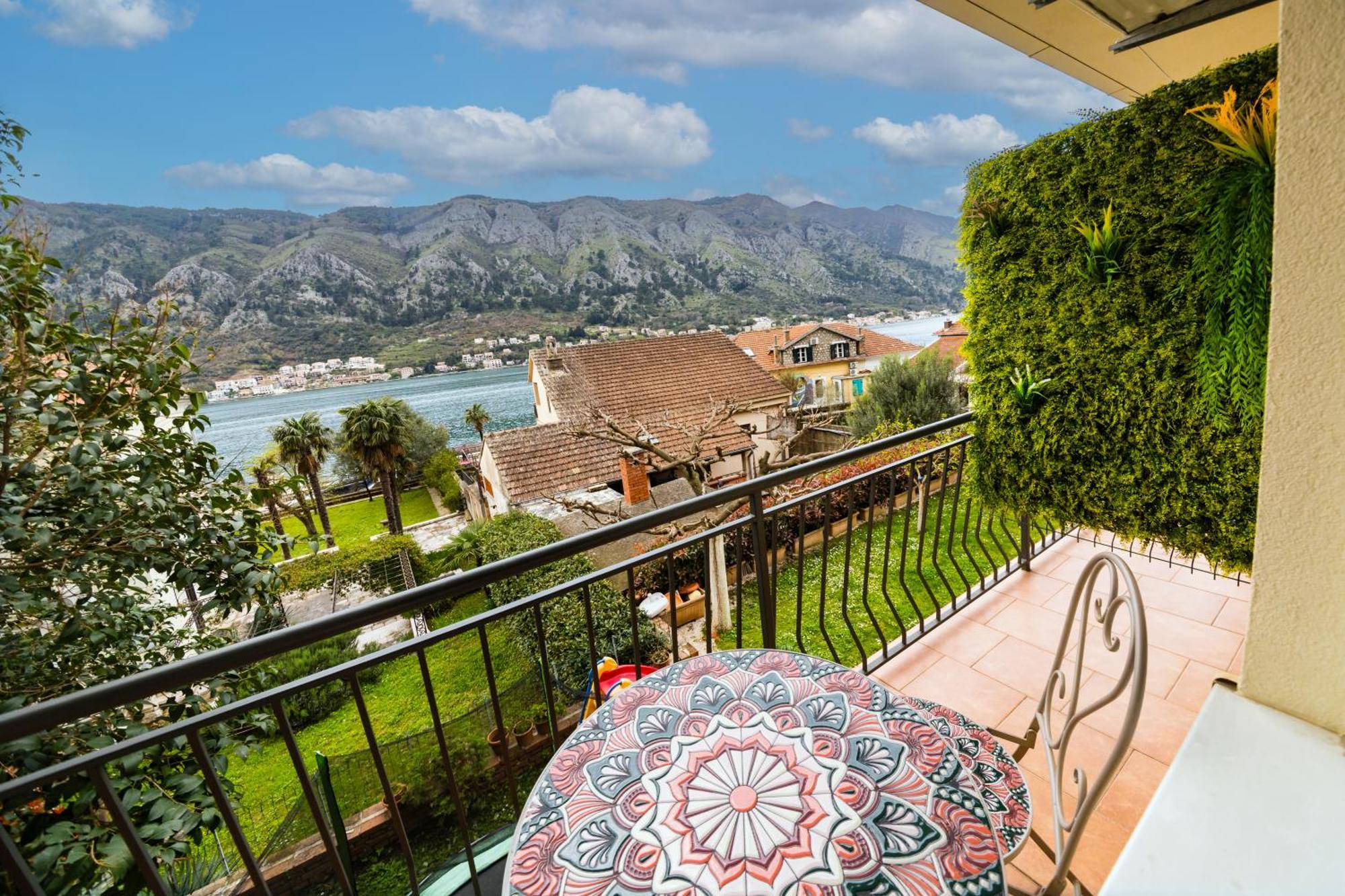Apartmani F&M Kotor Exteriér fotografie